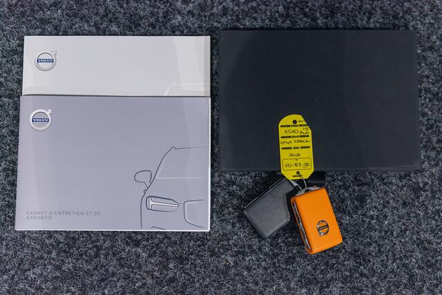 Volvo XC40 T5 Plug-in hybrid R-Design CC Leder Navigatie Panoramadak 262pk