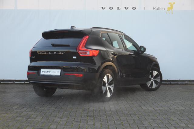 Volvo XC40 T4 211PK Automaat Plus Dark / Elektrische stoelen met geheugen / stuur - en stoelverwarming / Cruise control / Harman kardon audio / elektrische achterklep / Parkeersensoren met camers