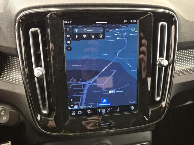 Volvo XC40 Recharge P8 AWD R-Design | Trekhaak | Blis | 360º Camera | Adaptieve cruise controle | Memory | Camera | Warmte Pomp | Stoel + Stuur verwarming |