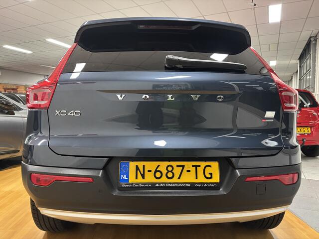 Volvo XC40 1.5 T4 Recharge Inscription - NL auto met NAP - LEER -CARPLAY - NAVI 4 nieuwe ALL SEASON BANDEN _ ONDERHOUD _ APK