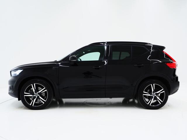 Volvo XC40 1.5 T5 Recharge R-Design Full Black | Panoramadak | Pilot Assist | Harman/Kardon | 360 | Keyless | Carplay