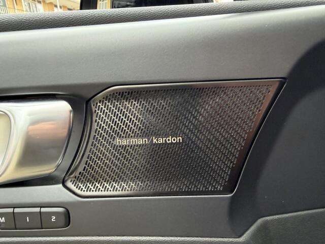 Volvo XC40 1.5 T5 Recharge Plus Dark BLIS Harman/Kardon Navigatie