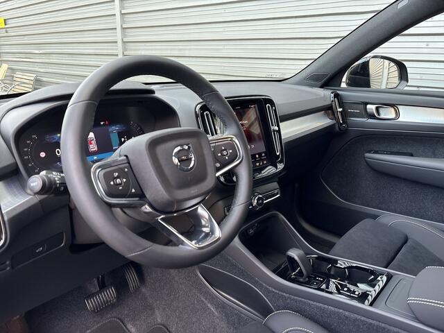 Volvo XC40 2.0 B4 Plus Black Edition Harman/Kardon / Panoramadak / Elektr. stoelen / Achteruitrijcamera /