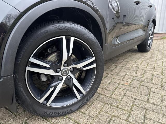 Volvo XC40 1.5 T3 Inscription | Leder | Harman Kardonn | Trekhaak | HANDGESCHAKELD |