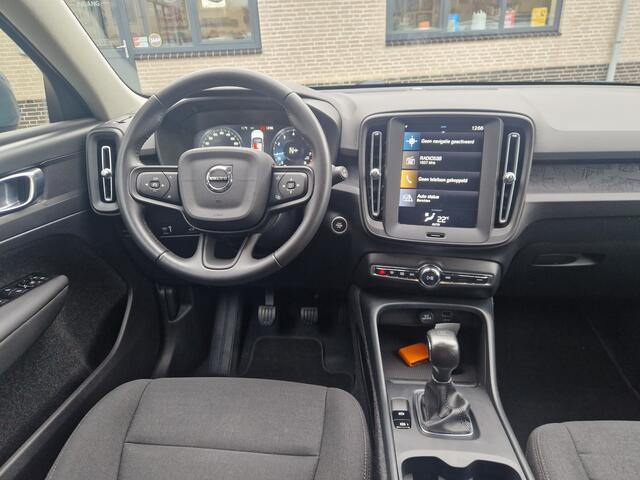 Volvo XC40 1.5 T2 Momentum Camera | Apple carplay