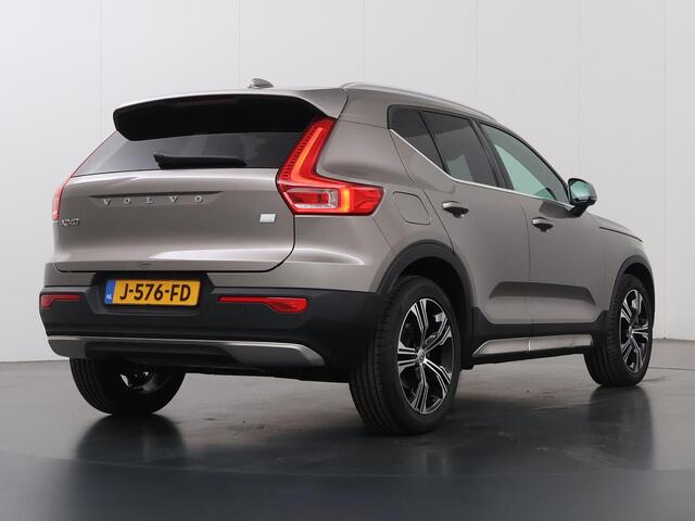 Volvo XC40 1.5 T5 Recharge Inscription | Schuifdak | Lederen bekleding | Memory stoelen | Adaptive cruise control | BLIS | Comfortstoelen | Navigatie | DAB | Apple Carplay/Android Auto | Stoel/stuur verwarming | Camera |