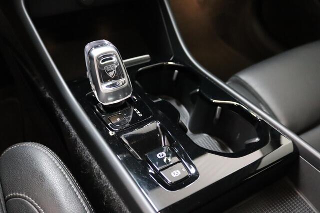 Volvo XC40 1.5 T5 Recharge Inscription, ACC, 360° Camera, Apple Carplay/Android Auto, Navigatie, Stoel/Stuurverwarming, Bluetooth, Automaat