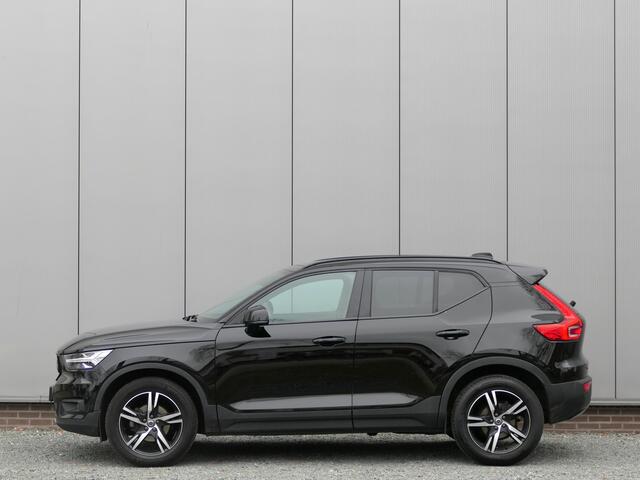 Volvo XC40 1.5 T2 AUT R-Design Camera / pilot assist / Stuurverwarming