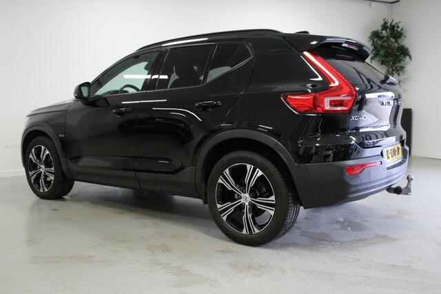 Volvo XC40 1.5 T2 Momentum Core | WEGKL-TRHAAK | DAB | DONKER-GLAS | PDC | 19'LMV | CARPLAY | NAVIGATIE |