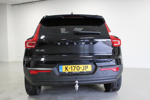 Volvo XC40 1.5 T2 Momentum Core | WEGKL-TRHAAK | DAB | DONKER-GLAS | PDC | 19'LMV | CARPLAY | NAVIGATIE |