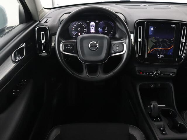 Volvo XC40 1.5 T5 Recharge Momentum Pro | Harman/Kardon | Camera | Carplay | Half leder | Navigatie | Cruise control | Climate control | Parkeerhulp | Full LED | PHEV | Plug In