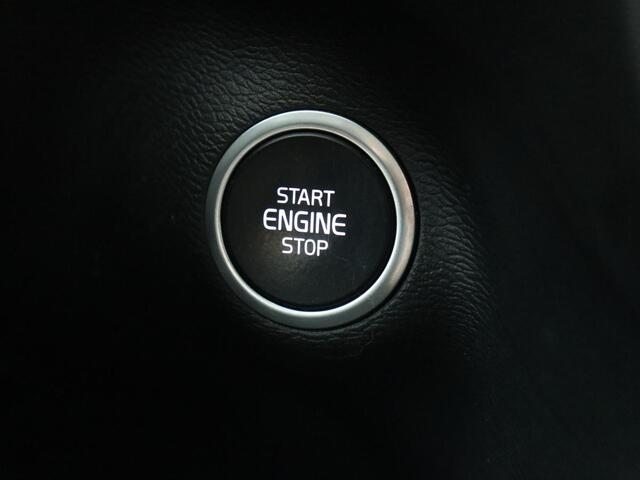 Volvo XC40 1.5 T5 Recharge Momentum Pro | Harman/Kardon | Camera | Carplay | Half leder | Navigatie | Cruise control | Climate control | Parkeerhulp | Full LED | PHEV | Plug In