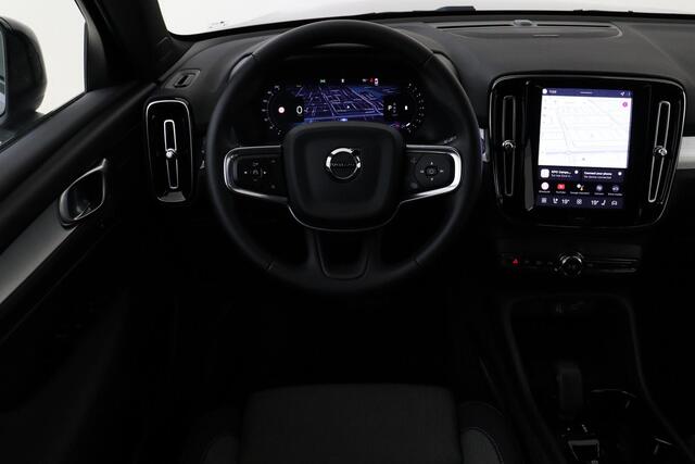 Volvo XC40 B4 (M-HYBRID) PLUS DARK -CAMERA|ADAP.CRUISE|VERW.VOORRUIT|TREKHAAK|HARMAN/KARDON|19"