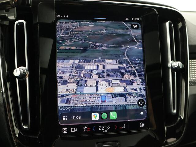 Volvo XC40 RECHARGE TWIN PRO 408 PK + TREKHAAK WEGKL. | 360 CAMERA | PANORAMA | 20 INCH | HARMAN/KARDON