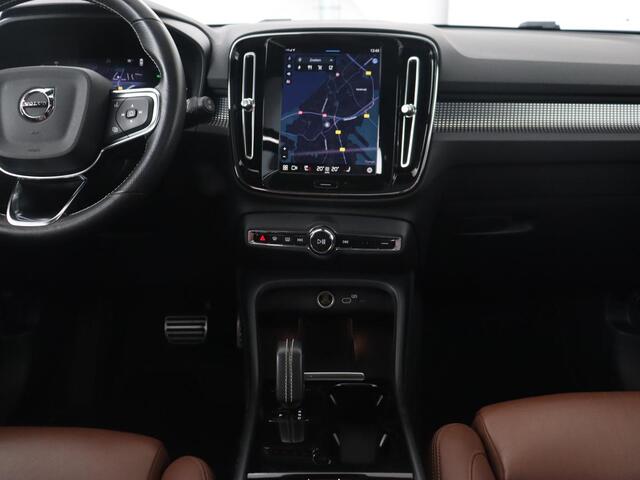 Volvo XC40 Recharge P8 AWD R Design | Panoramadak | Leder | 360 Camera | Stoelverwarming | Harman/Kardon | Memory | Carplay | Adaptive cruise | Keyless | Navigatie | Full LED