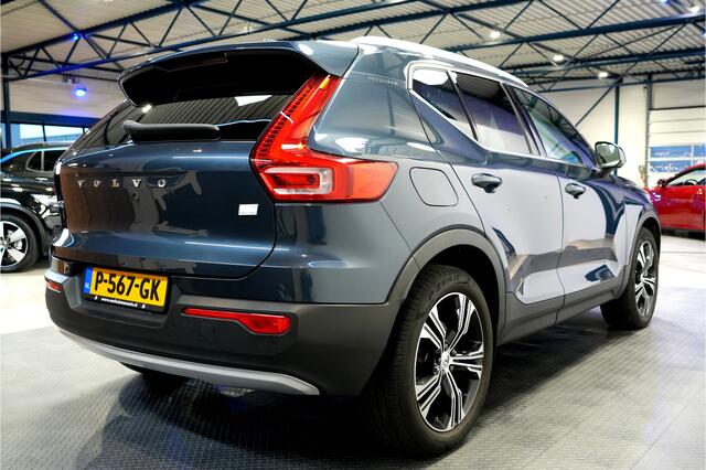 Volvo XC40 1.5 T4 Plug-in Hybrid 155kW/211pk DCT7 Inscription PANORAMADAK + EL.TREKHAAK + MATRIX LED + HARMAN/KARDON + SPORTSTOELEN + ADAPT.CRUISE + NAVI SENSUS + LANE ASSIST + PILOT ASSIST + 360 CAMERA + KEYLESS ENTRY&GO + PARKSENSOREN V&A + 19" LM-VELGEN!!