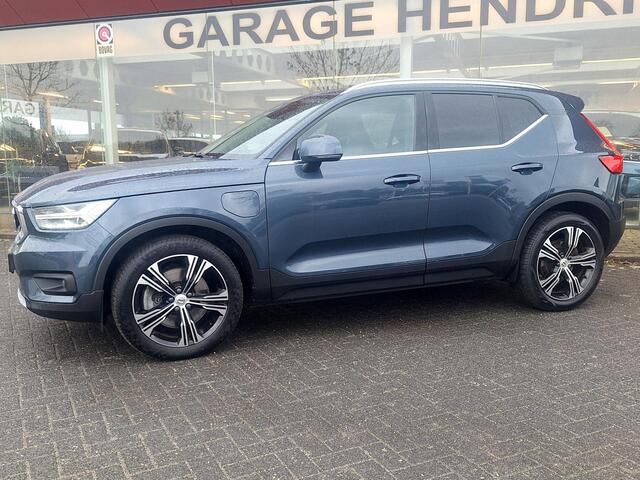 Volvo XC40 1.5 T5 Recharge R-Design | Trekhaak 1800kg | Leder | stoelverwarming | Blindspot | occasion