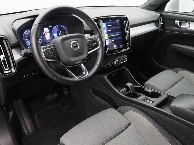 Volvo XC40 1.5 T4 Recharge Inscription Expression | CAMERA | KEYLESS.