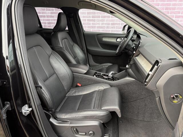 Volvo XC40 1.5 T5 Recharge Inscription | Trekhaak | Leder | Memory | Adaptieve LED meesturend | Zitting verlengers | Harman/Kardon | Adaptieve cruise control | Blis | On Call |