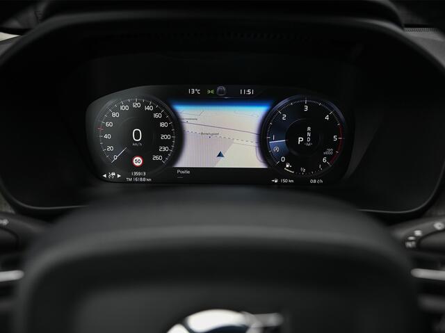 Volvo XC40 2.0 D3 Inscription · Stoel en stuurverwarming · Harman/Kardon · Trekhaak · Keyless · Camera · Panoramadak · Leder · Led · Adaptive cruise control · Blis