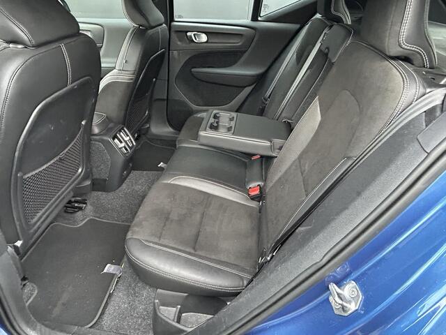 Volvo XC40 Recharge P8 AWD R-Design intellisafe/ Climate line/ Park assist