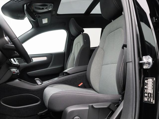 Volvo XC40 1.5 T4 Recharge Inscription Expression | PANO | CAMERA | KEYLESS