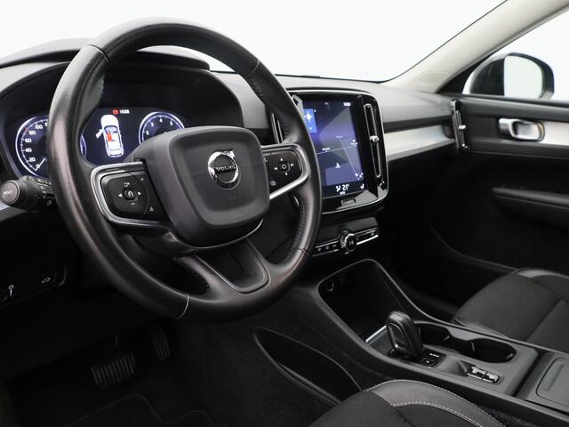 Volvo XC40 1.5 T3 Automaat Momentum | CAMERA | STOELVERWARMING