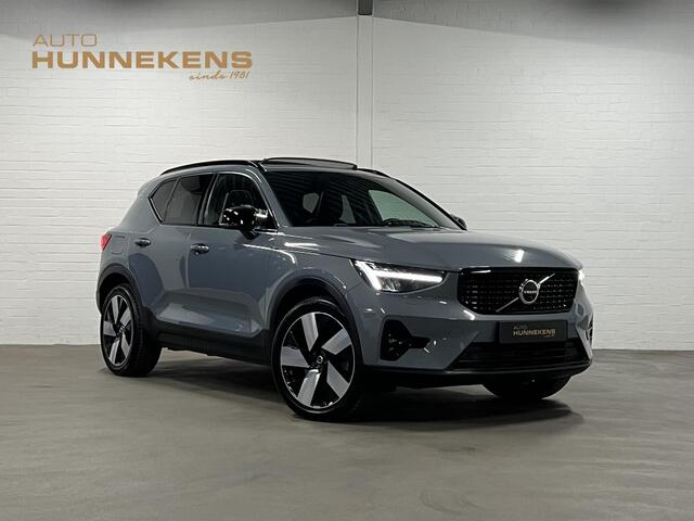 Volvo XC40 T5 Recharge Ultimate Dark Trekhaak | Open dak | Adaptive Cruise | Harman Kardon | 360 graden camera | Stoel-/Stuurverwarming