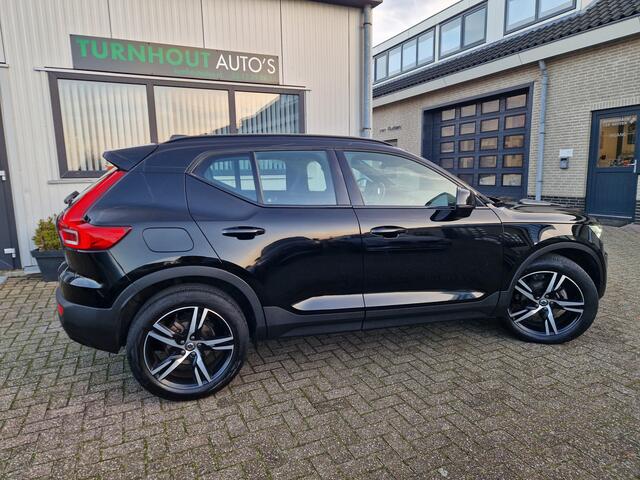 Volvo XC40 1.5 T3 R-Design Harman Kardon | Camera