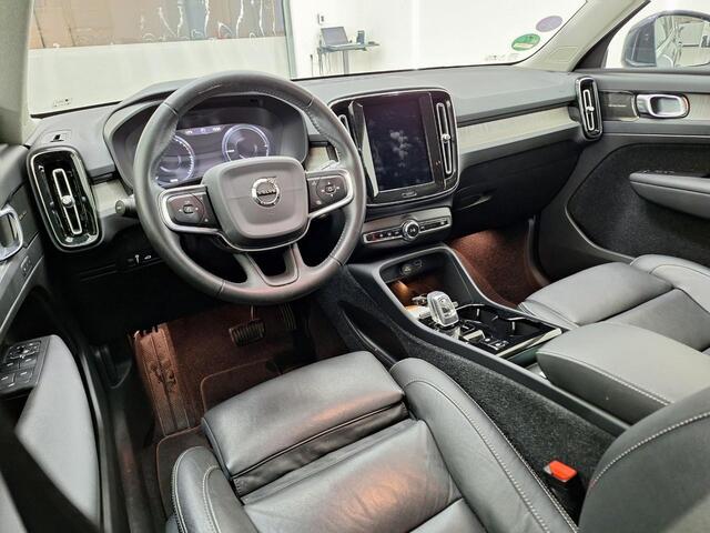 Volvo XC40 1.5 T5 Recharge Inscription | Adaptieve Cruise Control | Lederen Bekleding | Trekhaak | Parkeercamera | Stoel-/Stuurverwarming | Dodehoek Detectie | Haman Kardon Audio |