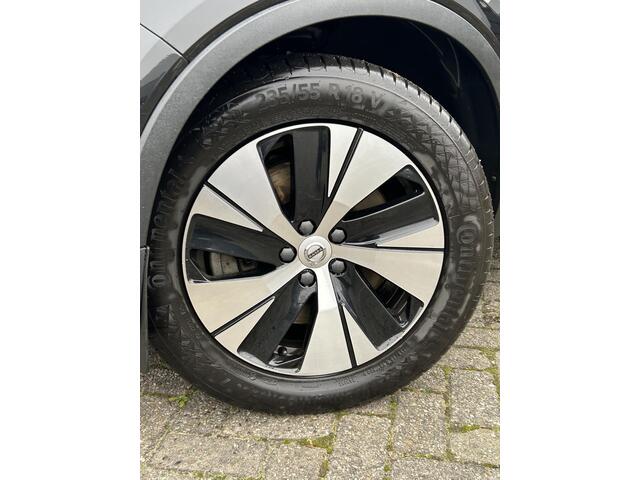 Volvo XC40 1.5 T4 Recharge Inscription Expression / Camera / Trekhaak / Stoelverwarming /