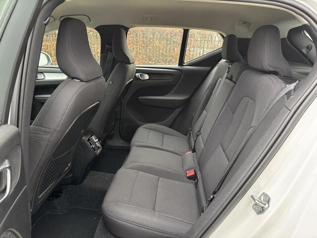 Volvo XC40 1.5 T2 Business Pro | Trekhaak | Aanhangwagen geremd 1600kg |