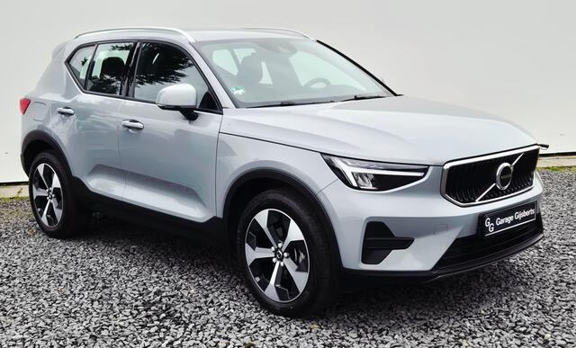 Volvo XC40 1.5 T2 Core 19" Wielen - Climate - LED-Thorshammer - Apple Carplay Android - Keyless Drive - Elektrische achterklep