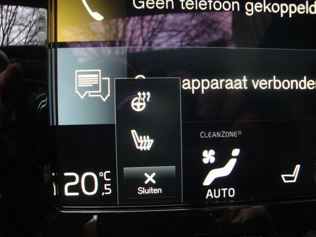 Volvo XC40 1.5 T4 Recharge Inscription / Panoramadak/ Trekhaak