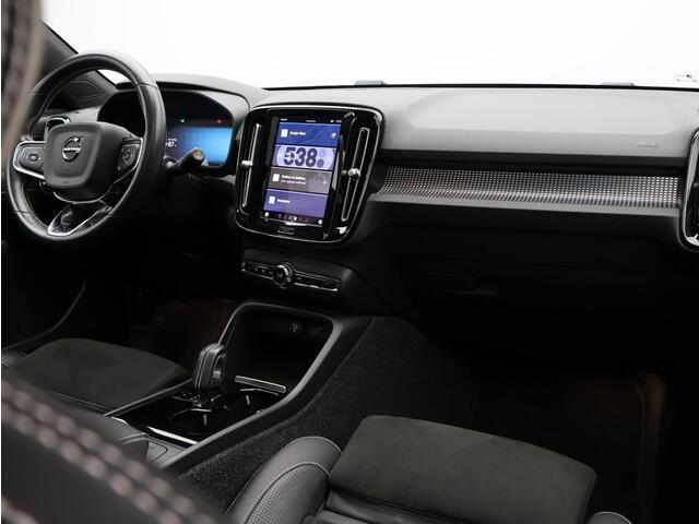 Volvo XC40 Recharge P8 AWD R-Design / Pan. dak / Stoel+stuurwielverwarming / Privacy glass / 20"