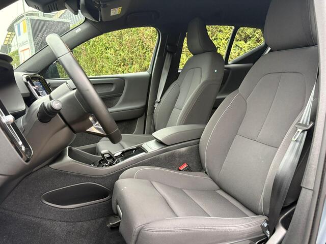 Volvo XC40 Recharge Plus 70 kWh | BLIS | Stoel/Stuur Verwarming | Pilot Assist |