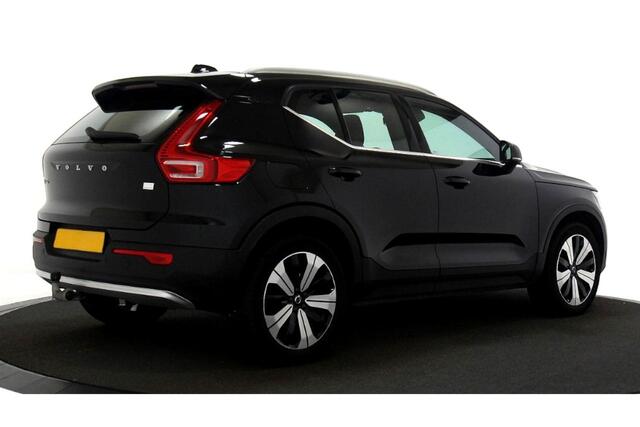 Volvo XC40 1.5 T4 155kW/211pk DCT7 Plug-in hybrid Ultimate Bright PANORAMADAK + HARMAN/KARDON + EL.TREKHAAK + ADAPT.CRUISE + MATRIX LED + LANE ASSIST + LEER/ALCANTARA + STOEL-&STUURVERWARMING + CAMERA + BLIS + EL.STOELEN + PARKSENSOREN V&A + 19" LM-VELGEN!!
