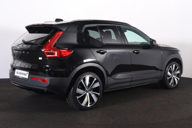 Volvo XC40 Recharge Ultimate 70 kWh - Panorama/schuifdak - IntelliSafe Assist & Surround - 360º Camera - Harman/Kardon audio - Adaptieve LED koplampen - Verwarmde voorstoelen & stuur - Parkeersensoren voor & achter - Elektr. bedienb. voorstoelen met geheugen links -