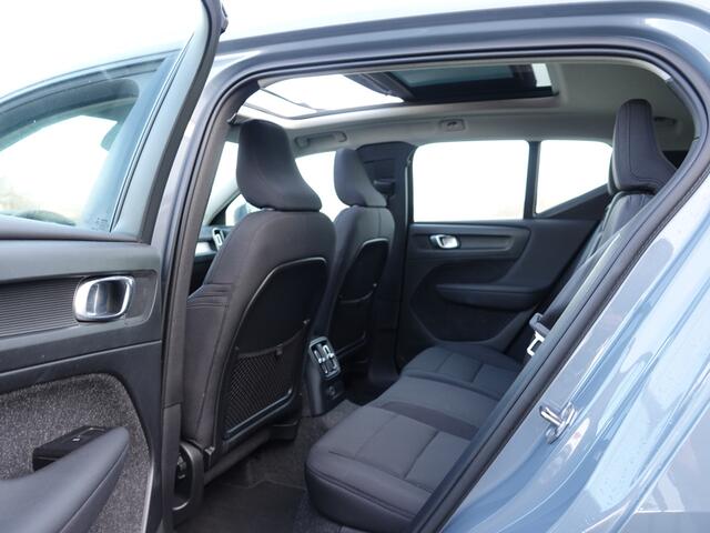 Volvo XC40 1.5 T4 Recharge Inscription PANO | PILOT + ACC | BLIS + CTA | HK-AUDIO | 360° CAM