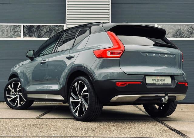 Volvo XC40 1.5 T5 R-Design |Pano |Harman/Kardon |Trekhaak |Sfeer |Alcantara