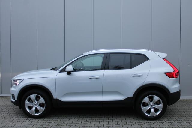 Volvo XC40 T2 automaat Business Pro | Adaptieve Cruise | Park assist camera | Dealer onderhouden