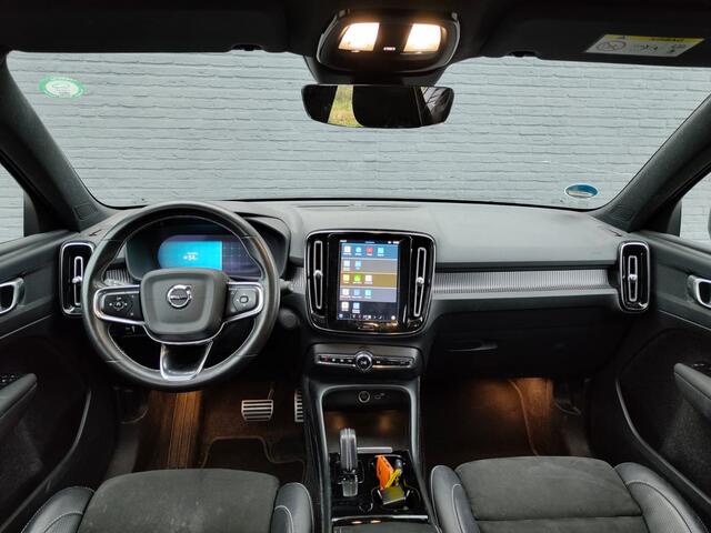 Volvo XC40 Recharge P8 AWD R-Design SOH 90% Adap.Cruise Navi Ecc Camera Apple Carplay Android Auto Pdc Stoelverwarming Lmv 19" Privacy Glas Google Maps DAB+ Origineel Nederlandse Auto Nieuwprijs ¤59.825,- Export - Handel