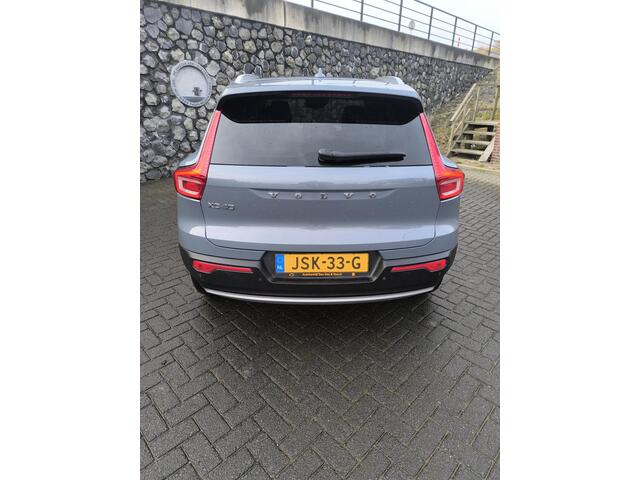 Volvo XC40 1.5 T4 Recharge Inscription Expression Leder sport interieur, stoel verwarming V+A electr verst geheugen stoel, voorruit verwarming,carplay, electr A klep