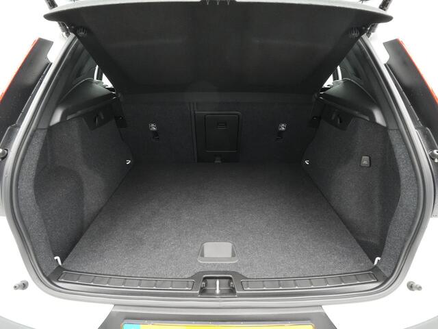 Volvo XC40 1.5 T5 260pk Recharge Inscription Expression Navigatie Camera Acc Carplay Dab 139