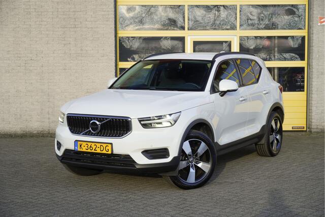 Volvo XC40 1.5 T2 Automaat! Momentum Core BJ2020 Lmv 19" | Led V+A | Pdc | Apple Carplay | Navi (Niet vrijgeschakeld) | Virtual cockpit | Climate control | Cruise control | Extra getint glas