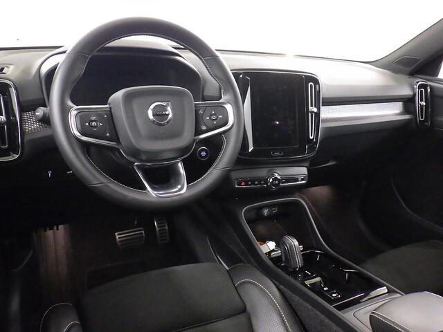 Volvo XC40 1.5 T2 R-Design PANO | TREKH. | H-LEER | PILOT + ACC | BLIS + CTA