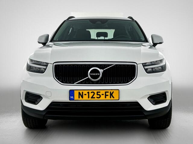 Volvo XC40 1.5 T2 Momentum Core | Rijklaar | Stoelverwarming | Navigatie |