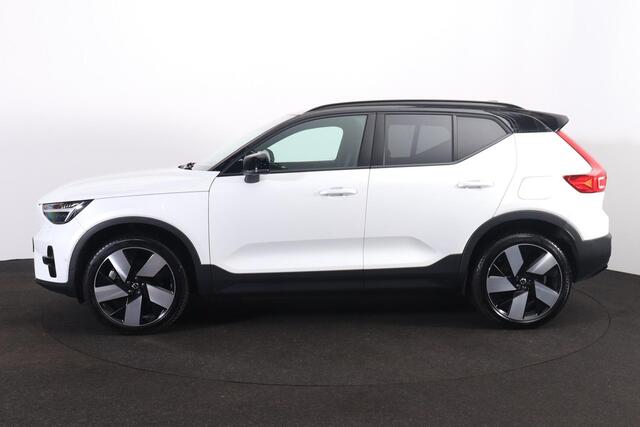 Volvo XC40 Twin Ultimate 78 kWh - Panorama/schuifdak - IntelliSafe Assist & Surround - 360º Camera - Harman/Kardon audio - Verwarmde voorstoelen & stuur - Parkeersensoren voor & achter - Elektr. bedienb. voorstoelen met geheugen links - Draadloze tel. lader - Warmte
