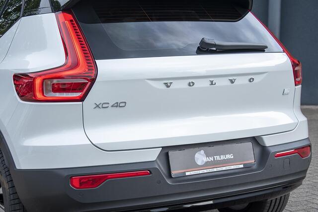 Volvo XC40 1.5 T5 RECHARGE R-DESIGN / TREKHAAK / LAGE KMST