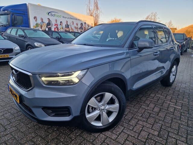 Volvo XC40 1.5 T2 Momentum Automaat | Elektr. trekhaak